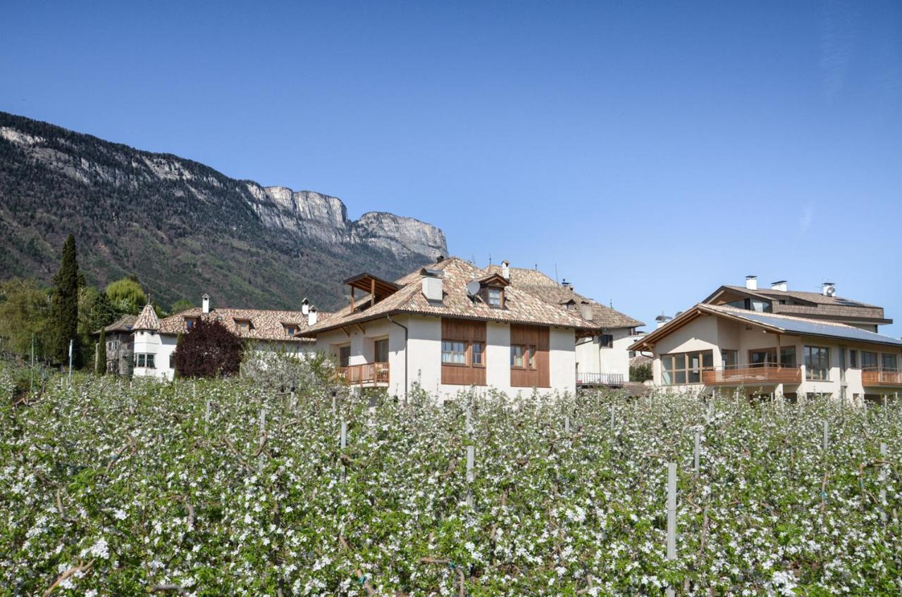 Ferienwohnung Pizzol-Hof Eppan an der Weinstraße Exterior foto